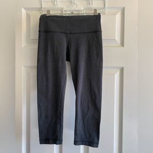 🖤Grey Lululemon crops
